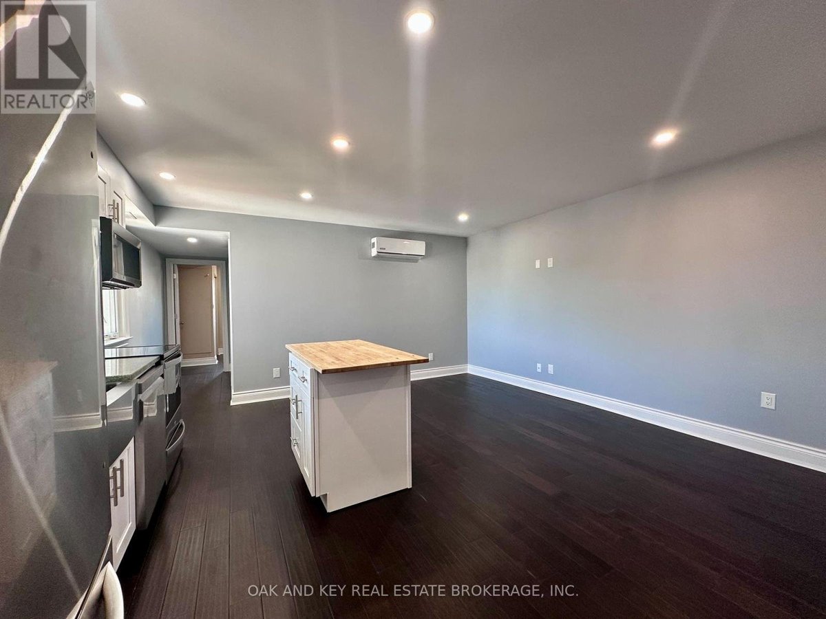 UPPER - 6 LAPP STREET - Photo 10
