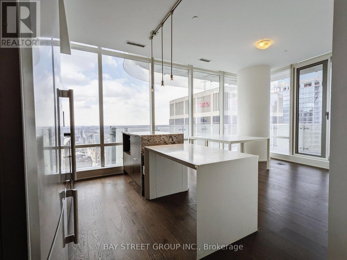 4108 - 1 BLOOR STREET E - Photo 5