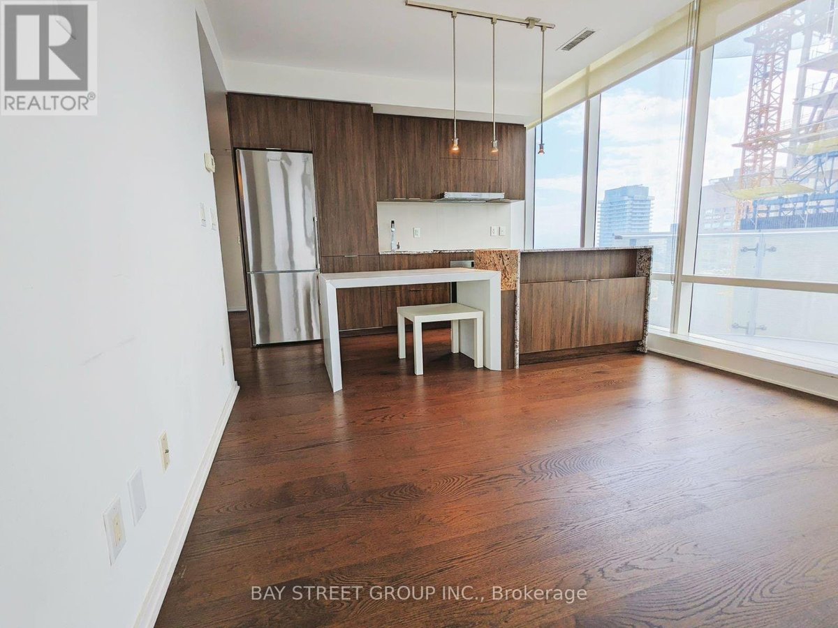 4108 - 1 BLOOR STREET E - Photo 7