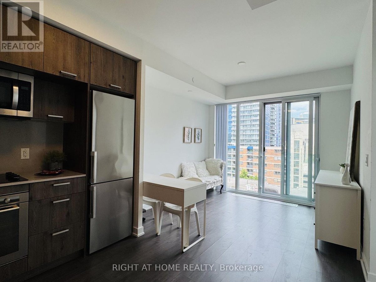 1011 - LEASE - 50 MCCAUL STREET - Photo 8