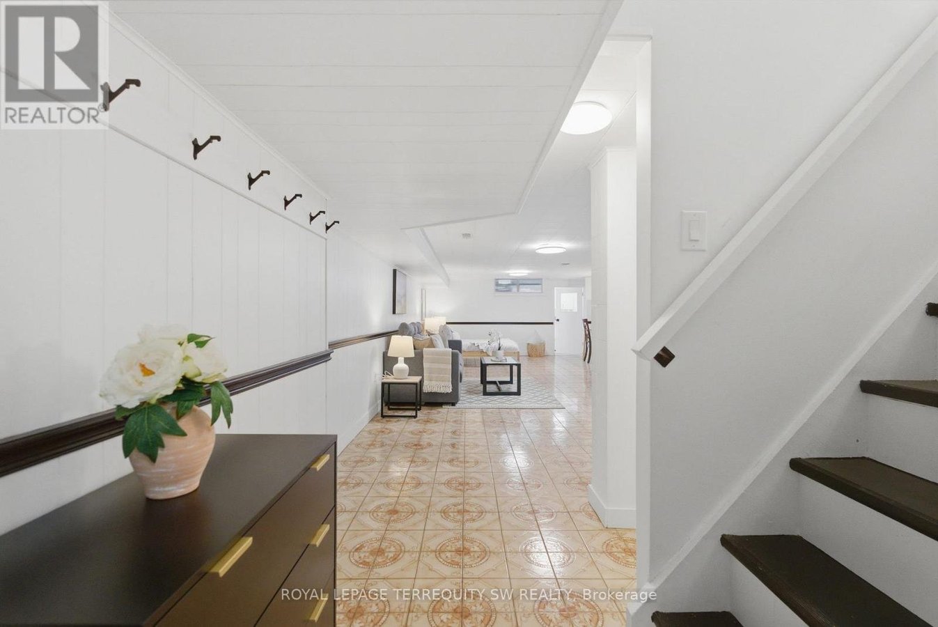 BSMT - 497 OSSINGTON AVENUE - Photo 5