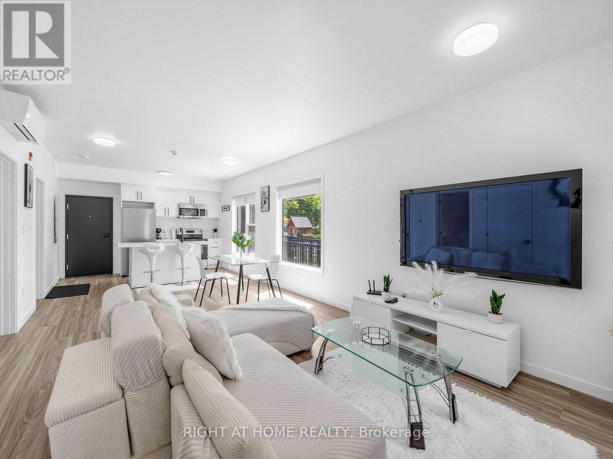 5 - 148 GLENLAKE AVENUE - Photo 1