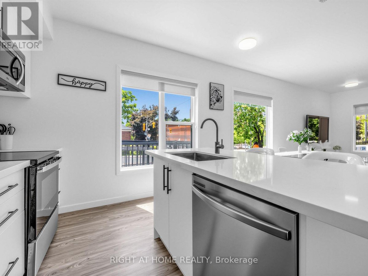 5 - 148 GLENLAKE AVENUE - Photo 12