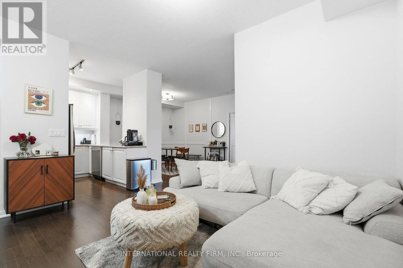 711 - 628 FLEET STREET - Photo 7