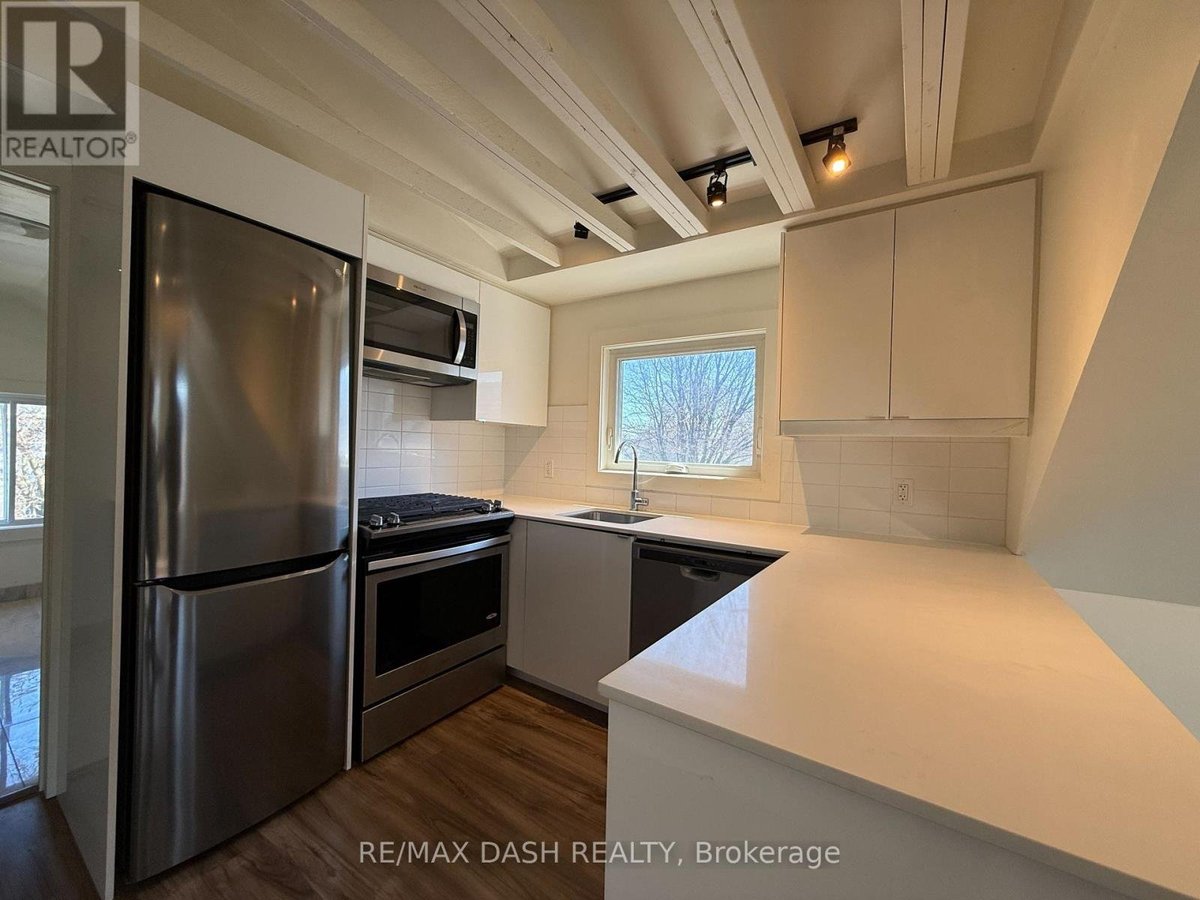 4 - 263 BOSTON AVENUE - Photo 1