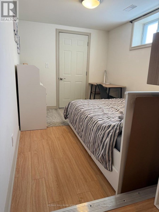 LOWER - 2 COATES AVENUE - Photo 3