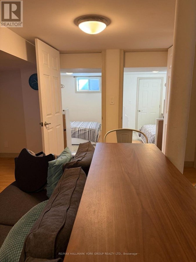 LOWER - 2 COATES AVENUE - Photo 8