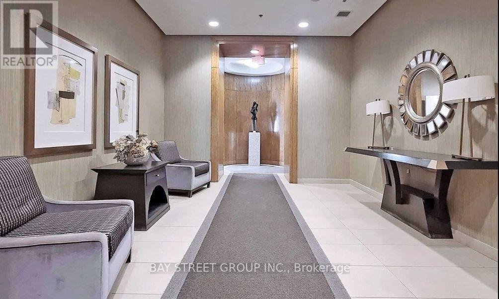 801 - 736 SPADINA AVENUE - Photo 3