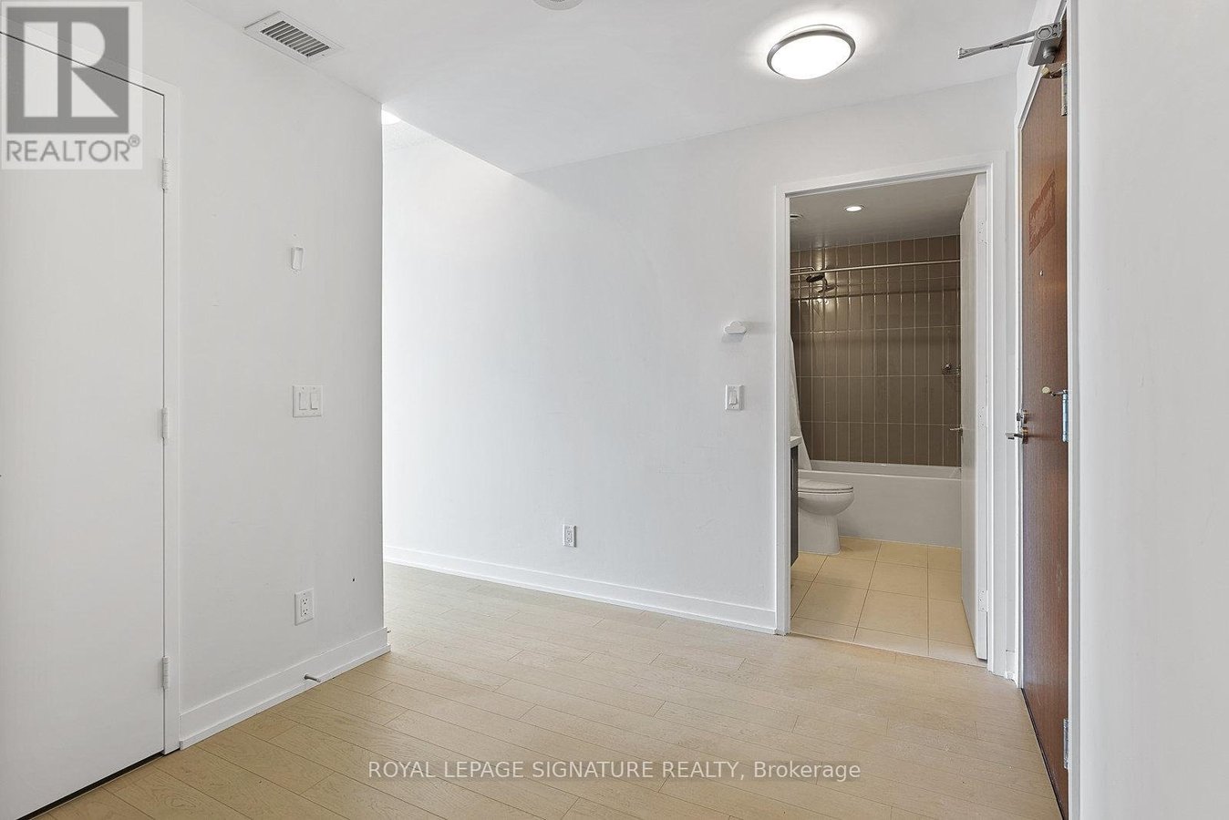 S308 - 120 BAYVIEW AVENUE - Photo 6