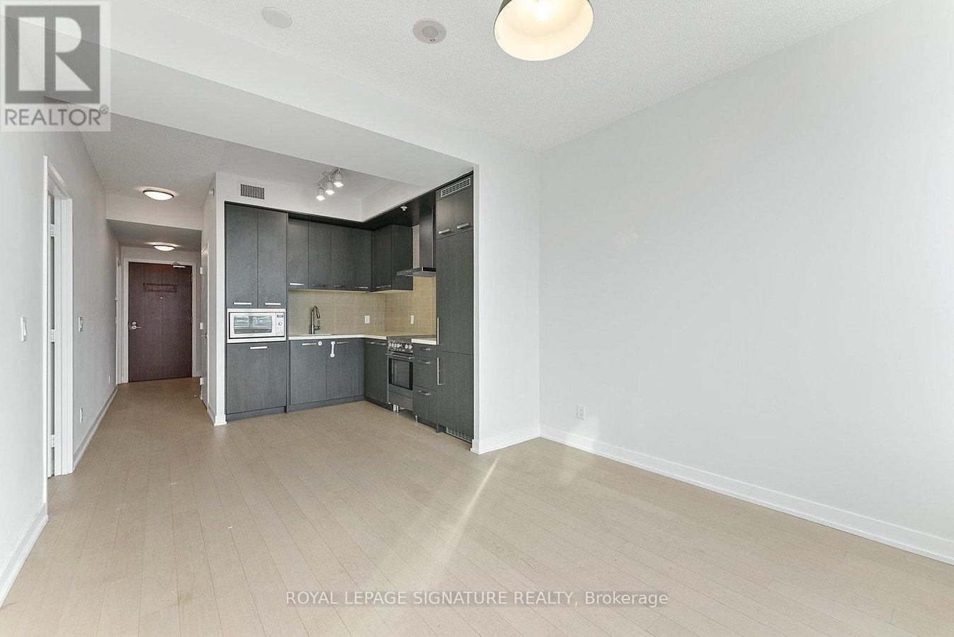 S308 - 120 BAYVIEW AVENUE - Photo 13