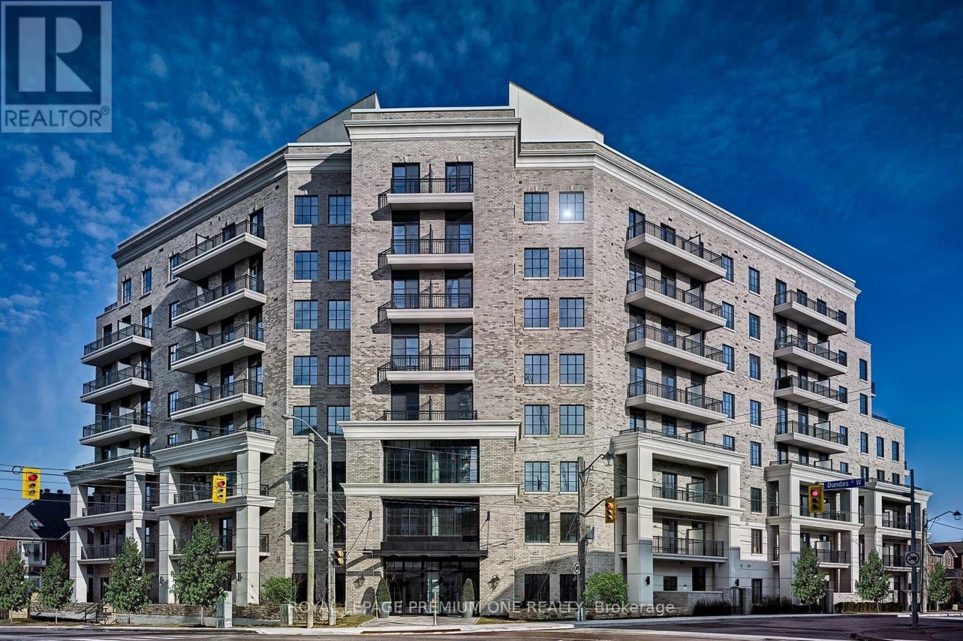 309 - 571 PRINCE EDWARD DRIVE N - Photo 1