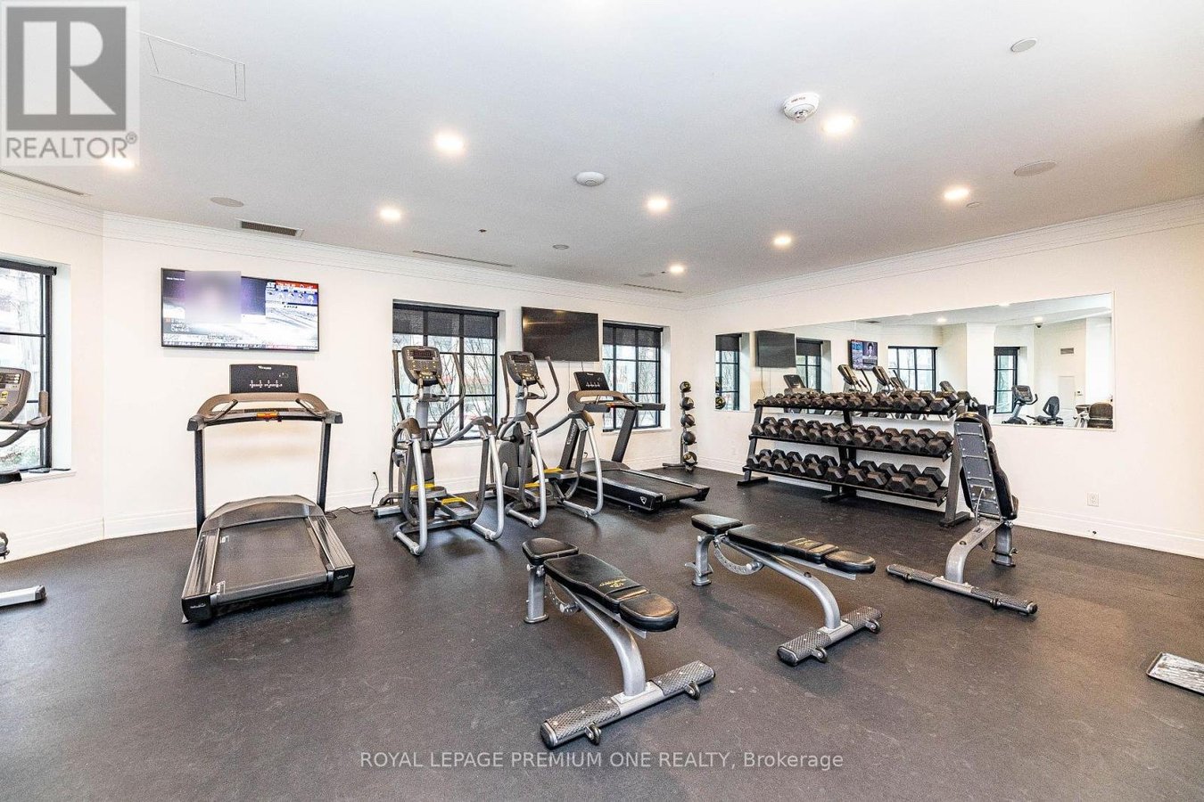 309 - 571 PRINCE EDWARD DRIVE N - Photo 13