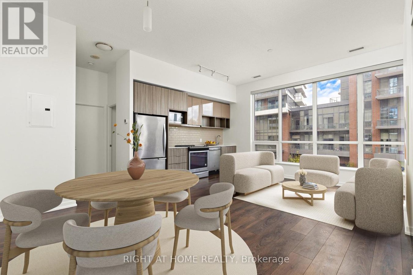 108 - 52 FOREST MANOR ROAD - Photo 3