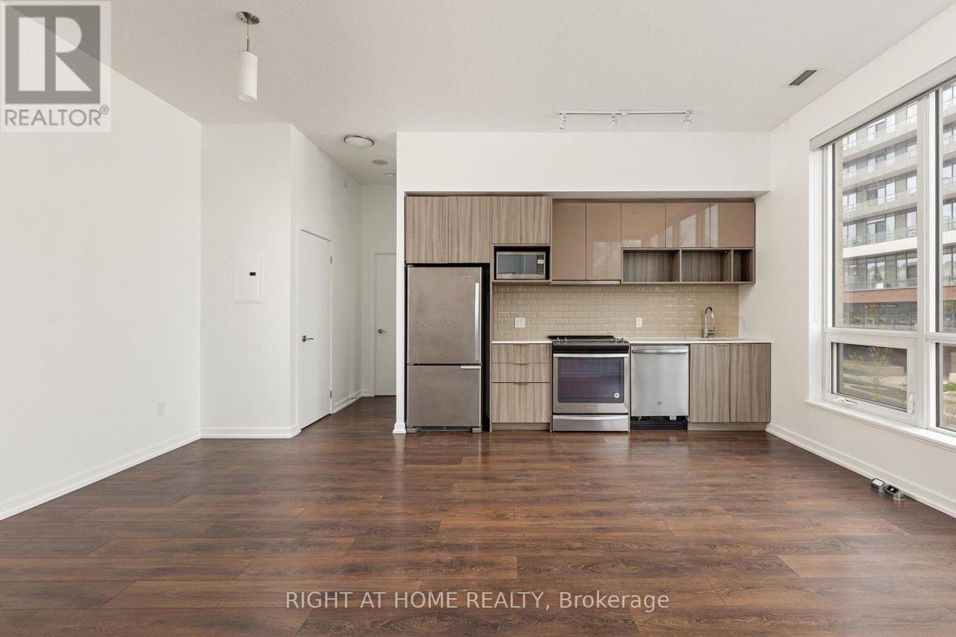 108 - 52 FOREST MANOR ROAD - Photo 19