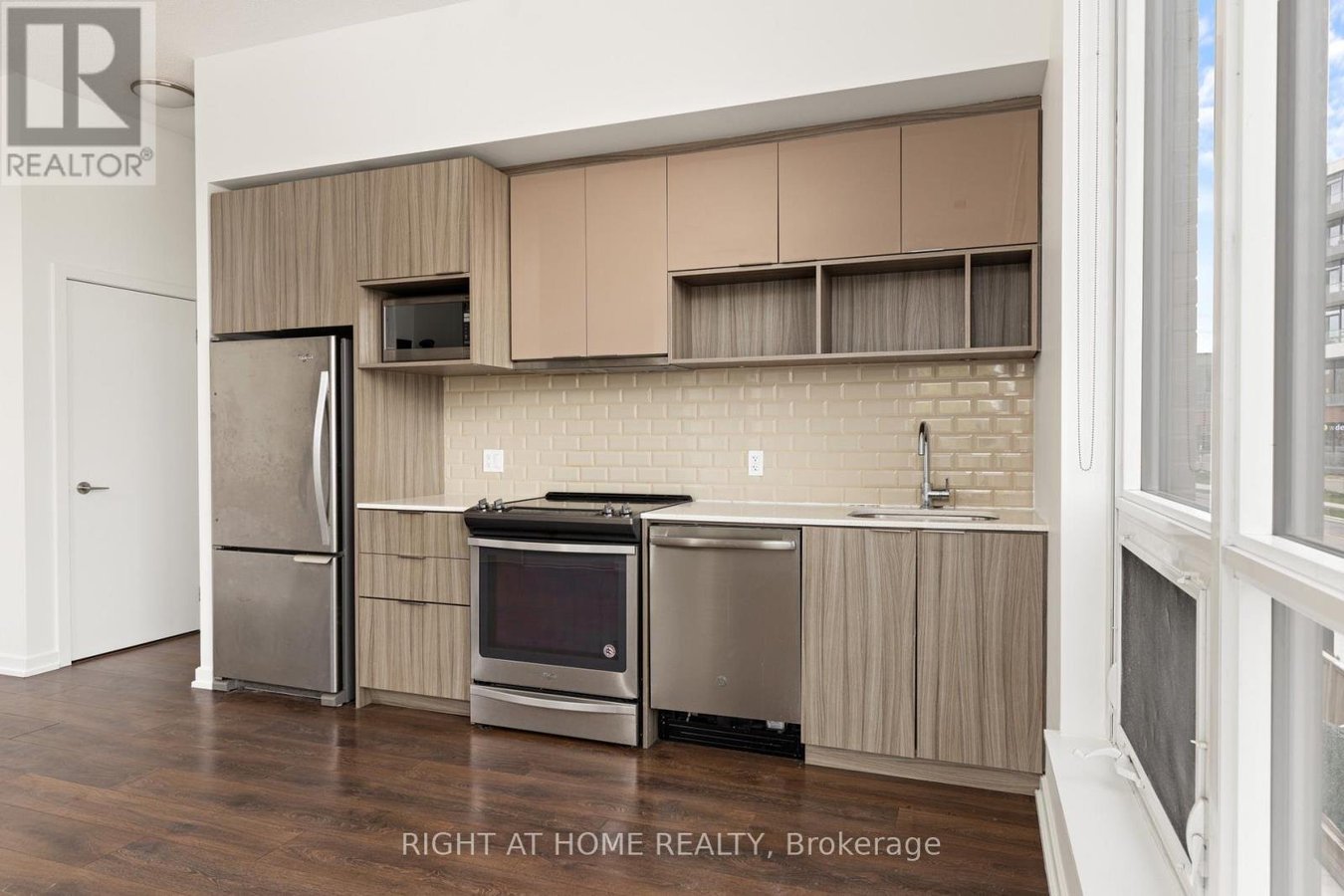 108 - 52 FOREST MANOR ROAD - Photo 26