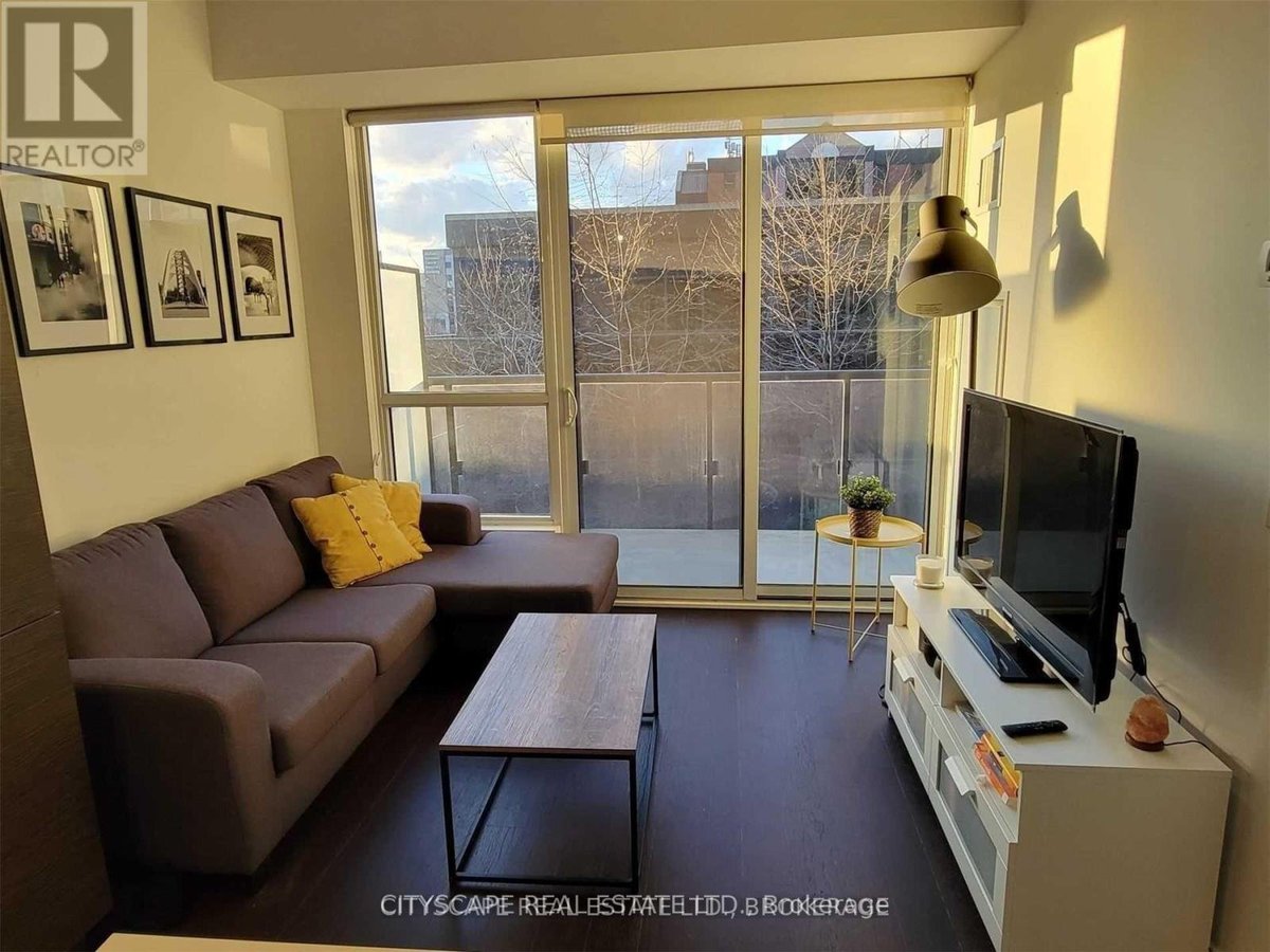 449 - 1030 KING STREET - Photo 2