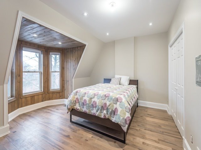82 Barton Avenue - Photo 11