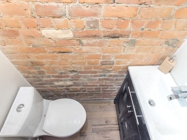 82 Barton Avenue - Photo 15