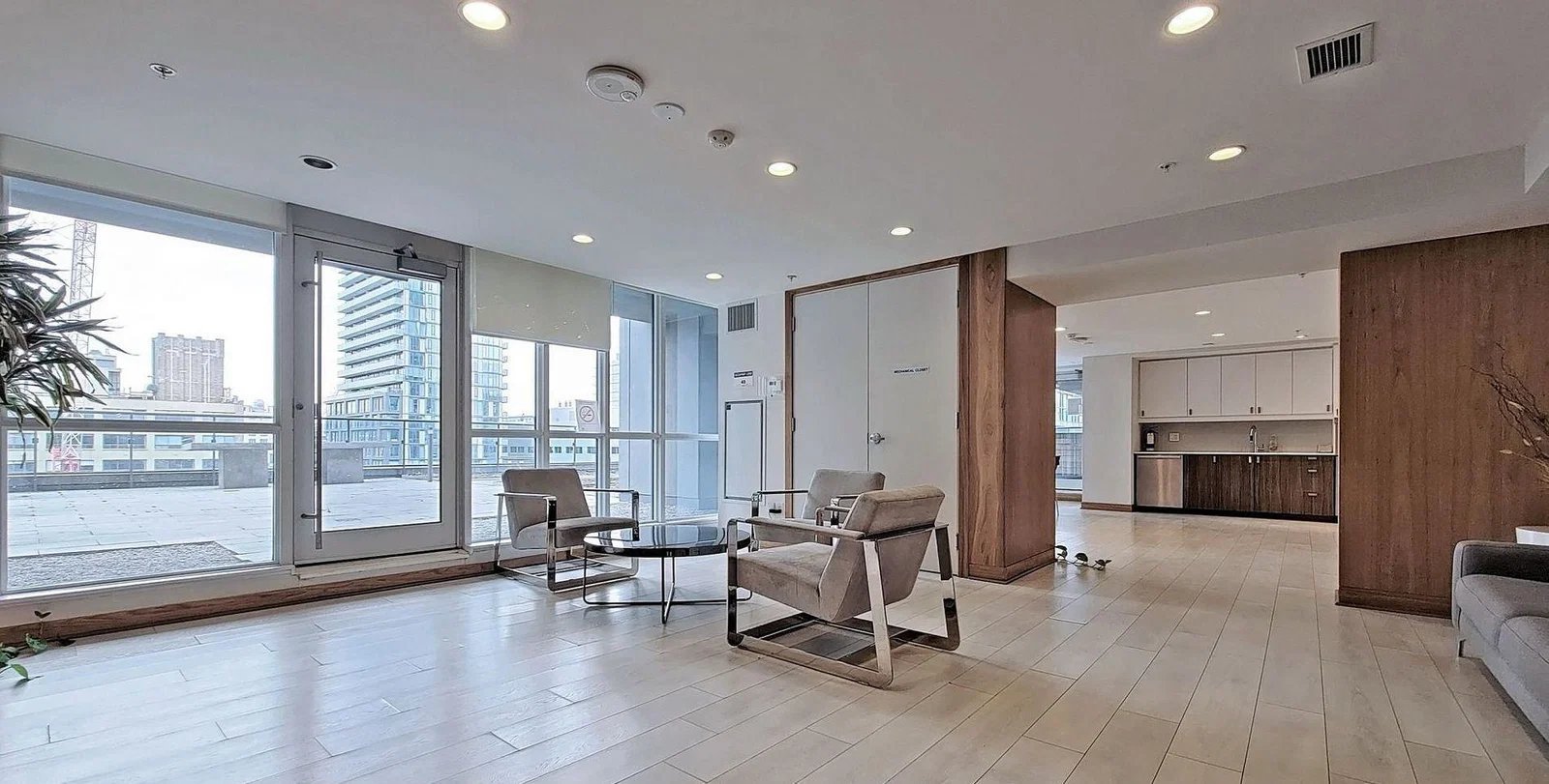 295 Adelaide Street West - Photo 10