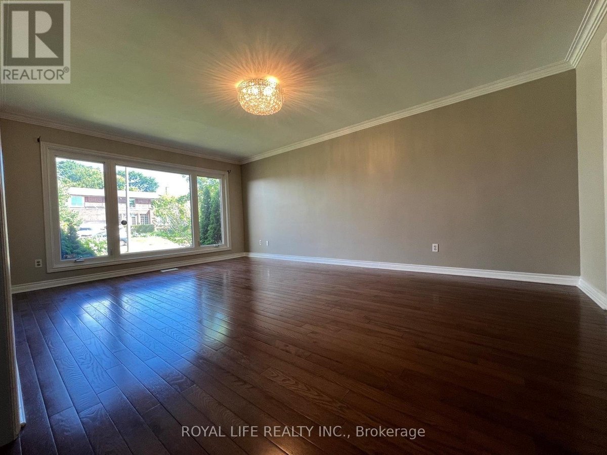 10 SADDLETREE DRIVE - Photo 2