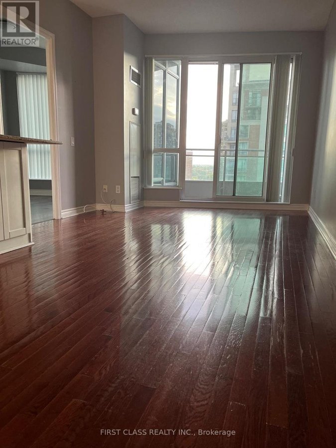 1012 - 60 BYNG AVENUE - Photo 1