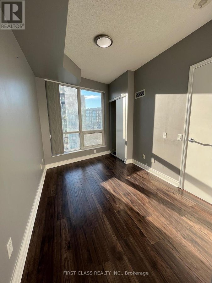 1012 - 60 BYNG AVENUE - Photo 5