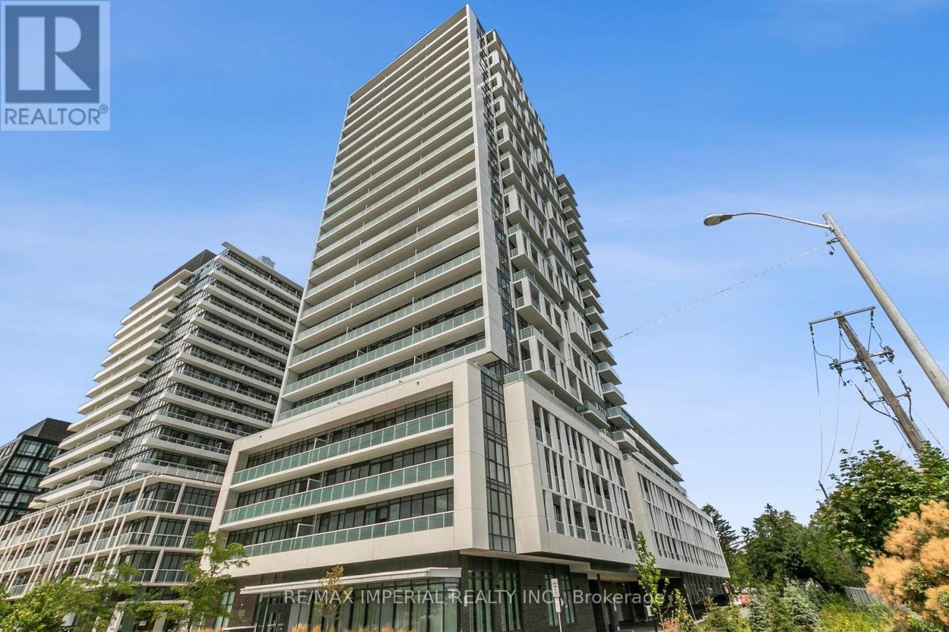 722 - 188 FAIRVIEW MALL DRIVE - Photo 1