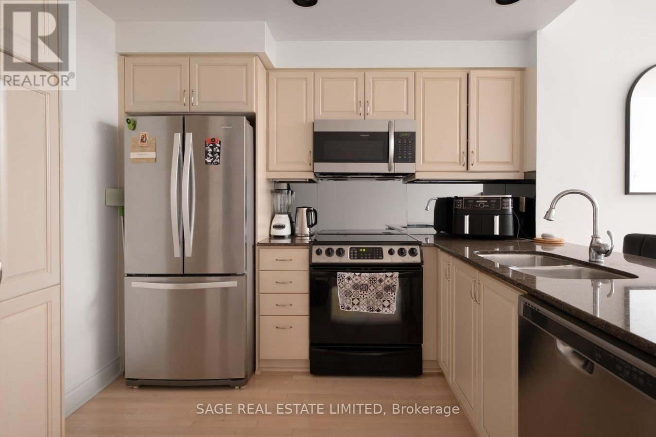 1507 - 1101 LESLIE STREET - Photo 8