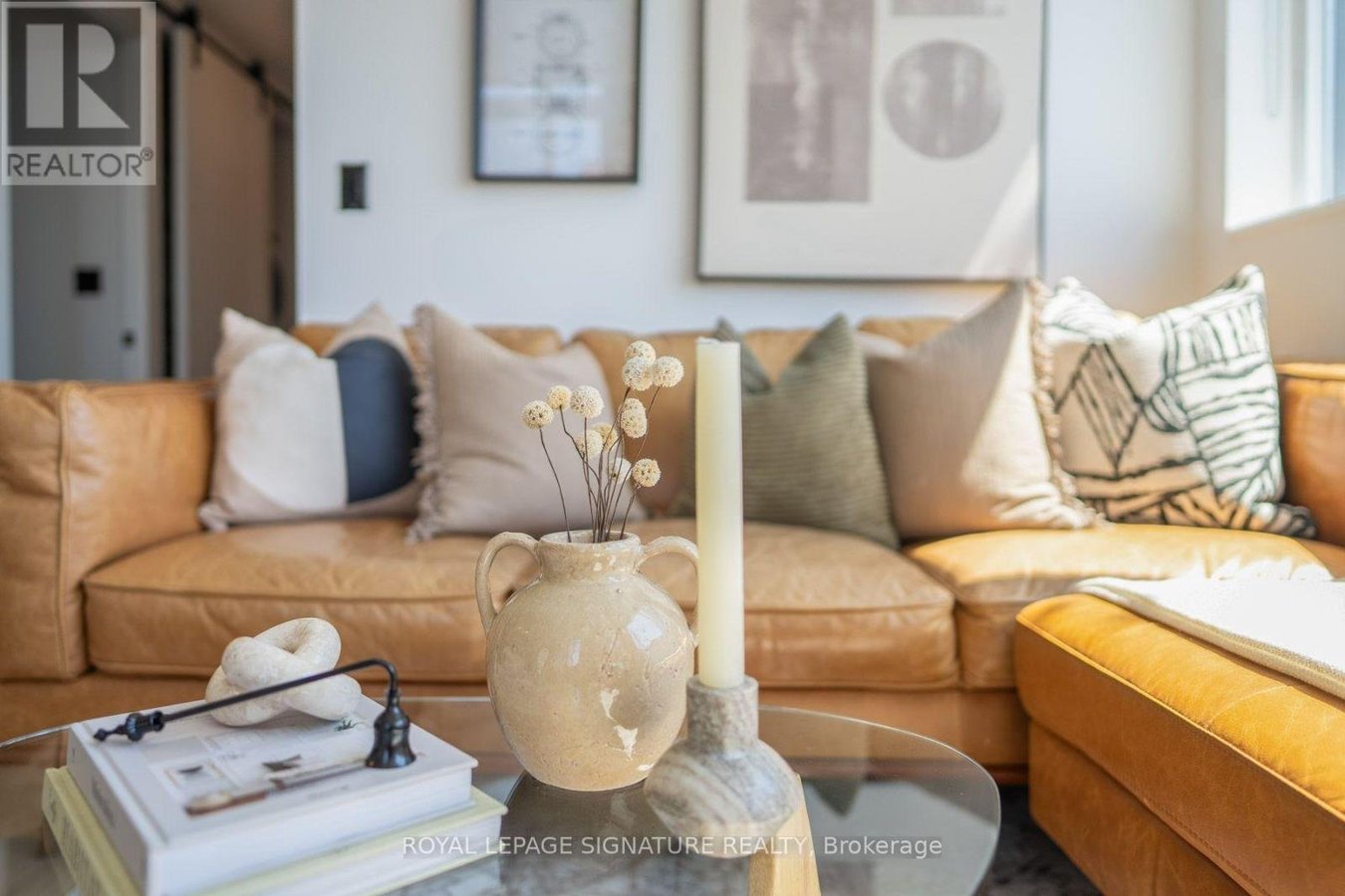 610 - 36 HOWARD PARK AVENUE - Photo 4