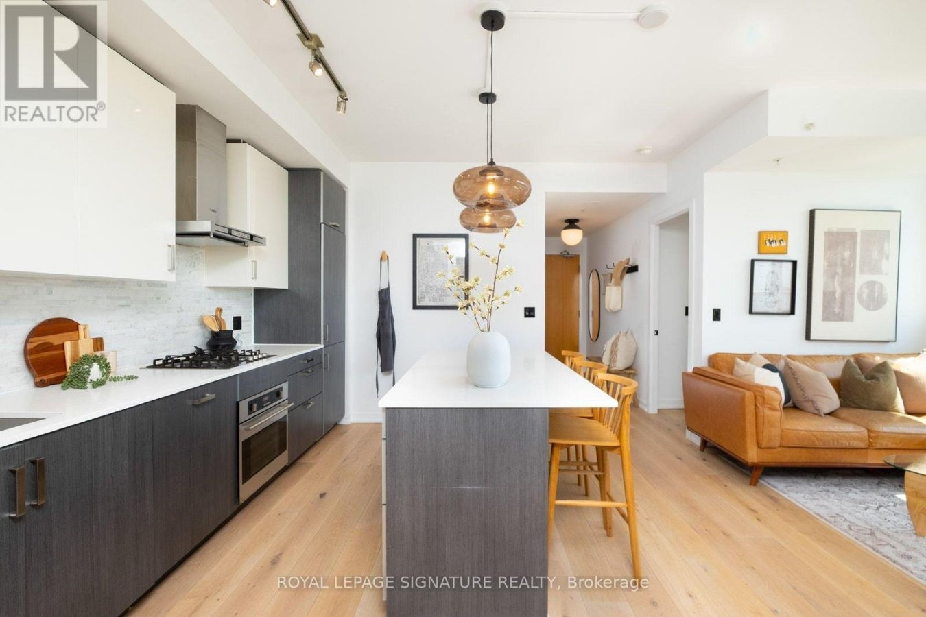 610 - 36 HOWARD PARK AVENUE - Photo 7