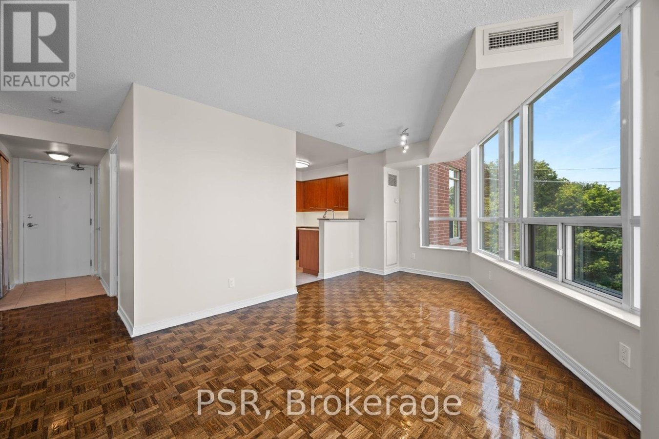 309 - 515 ROSEWELL AVENUE - Photo 3