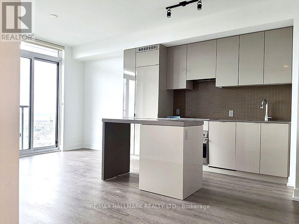 5808 - 7 GRENVILLE STREET - Photo 3
