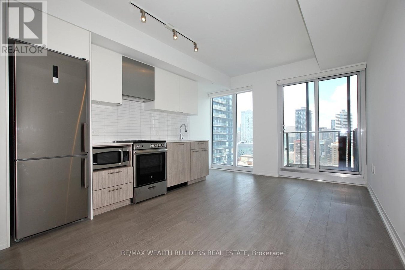 2107 - 251 JARVIS STREET E - Photo 5