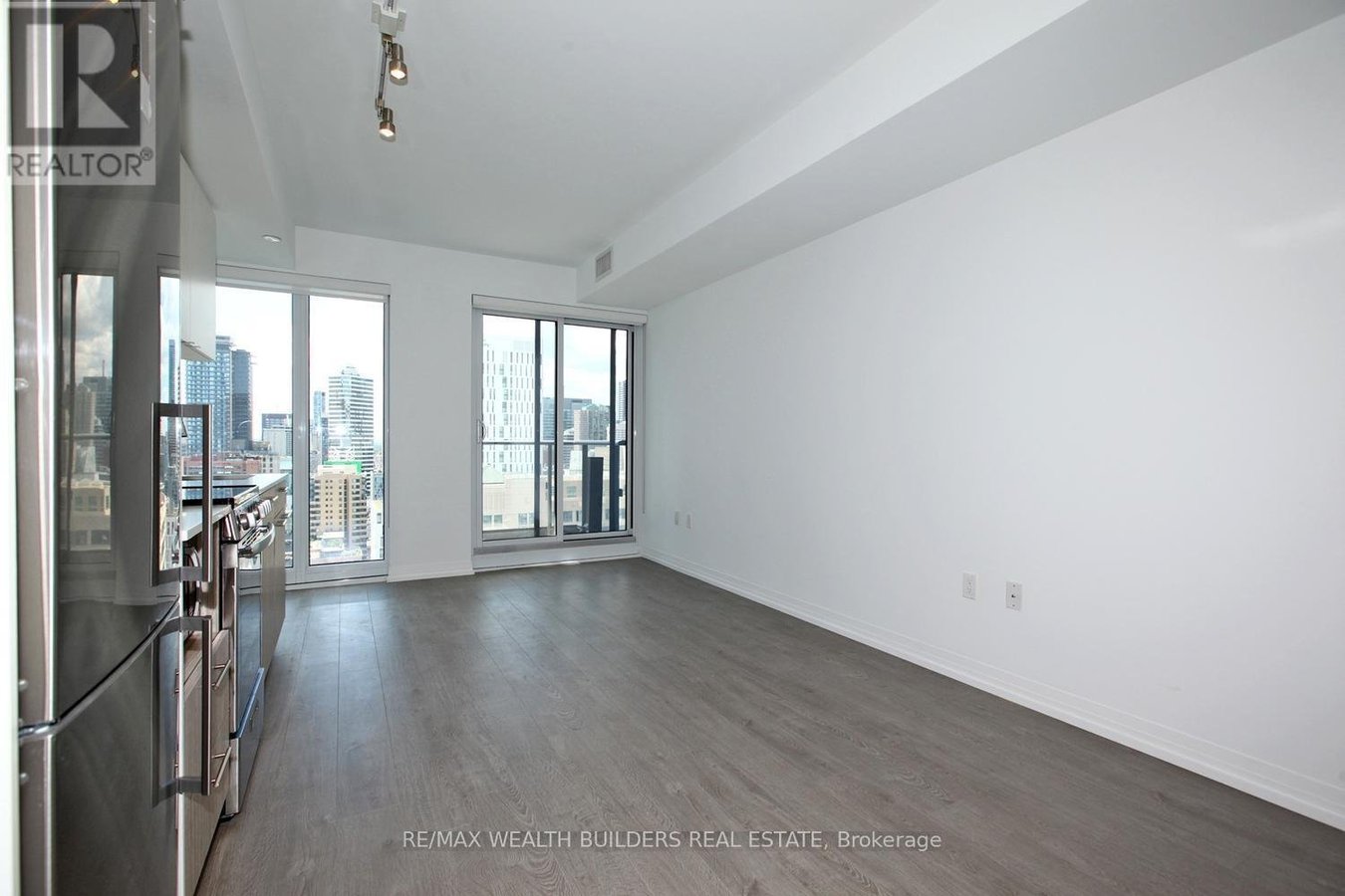 2107 - 251 JARVIS STREET E - Photo 8