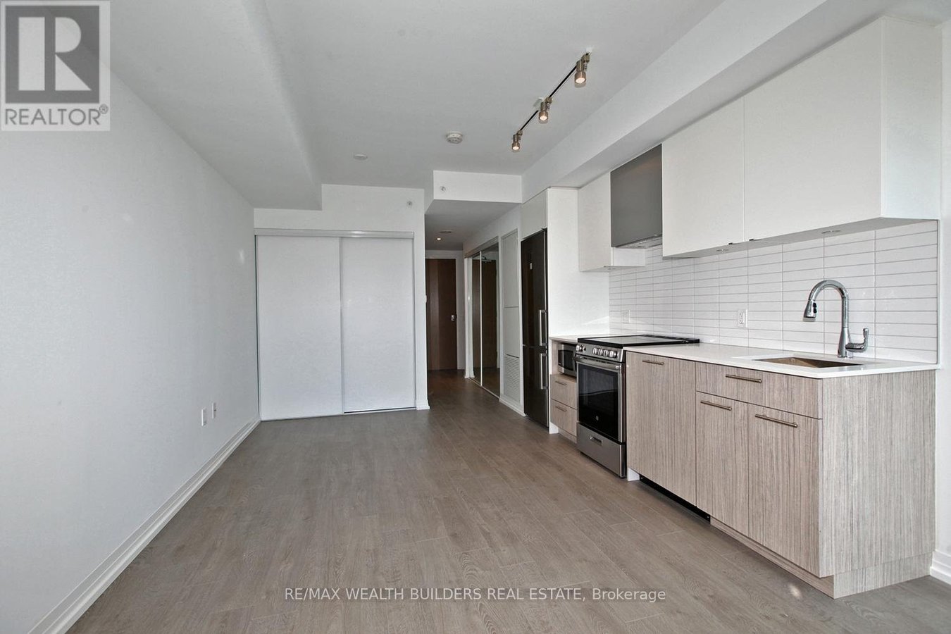 2107 - 251 JARVIS STREET E - Photo 11