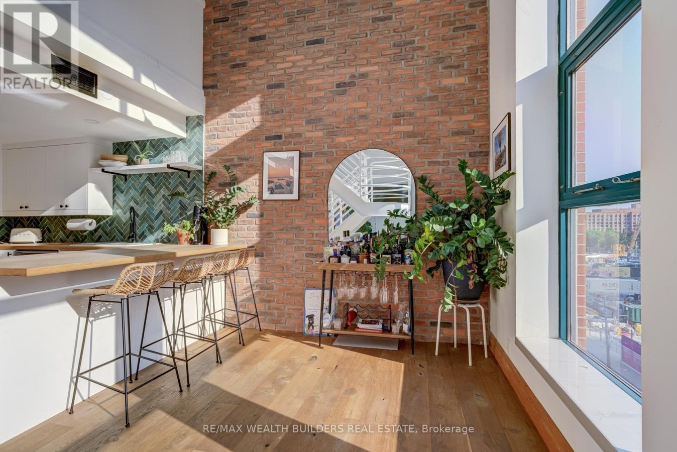 403 - 393 KING STREET E - Photo 1