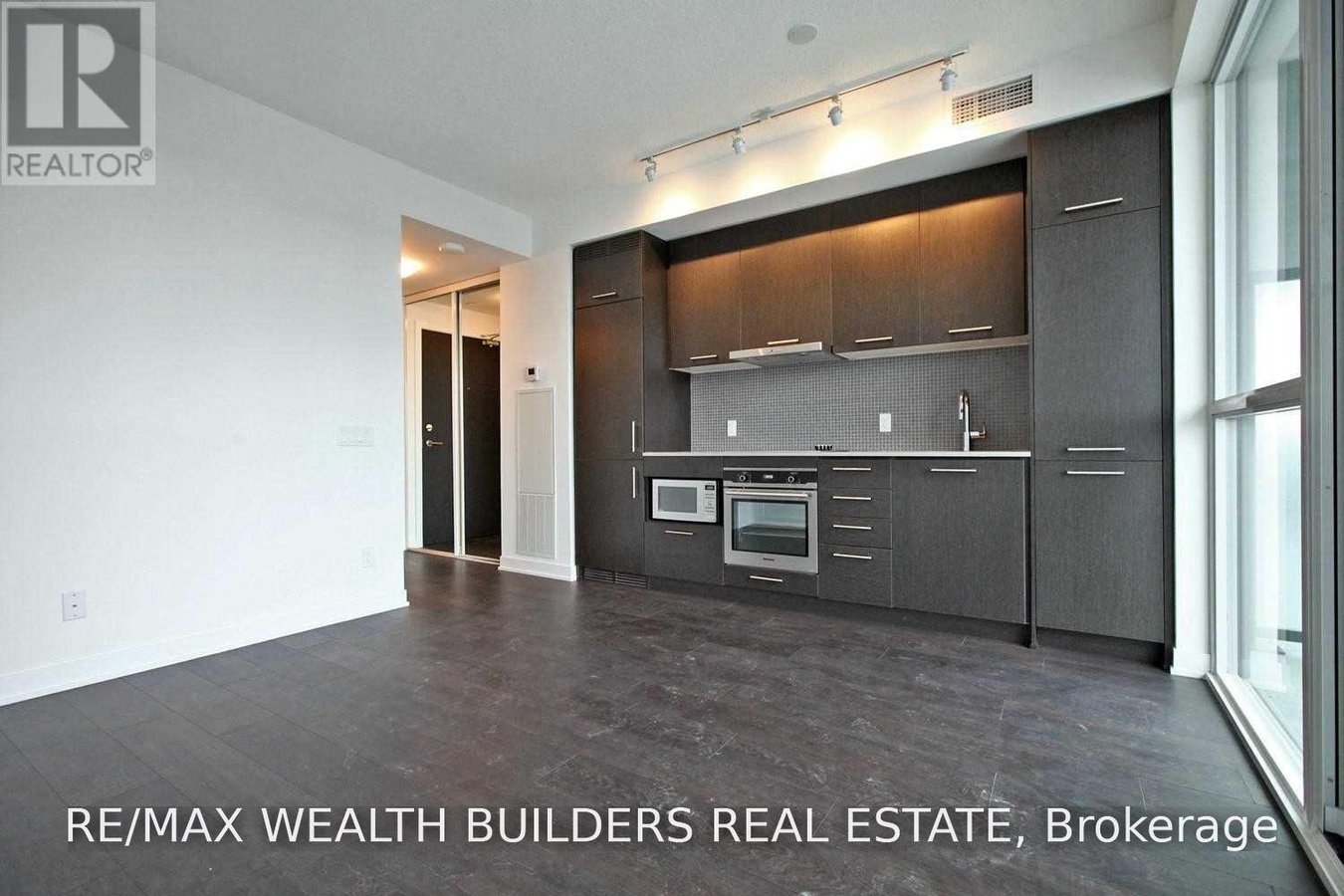 4109 - 87 PETER STREET - Photo 3
