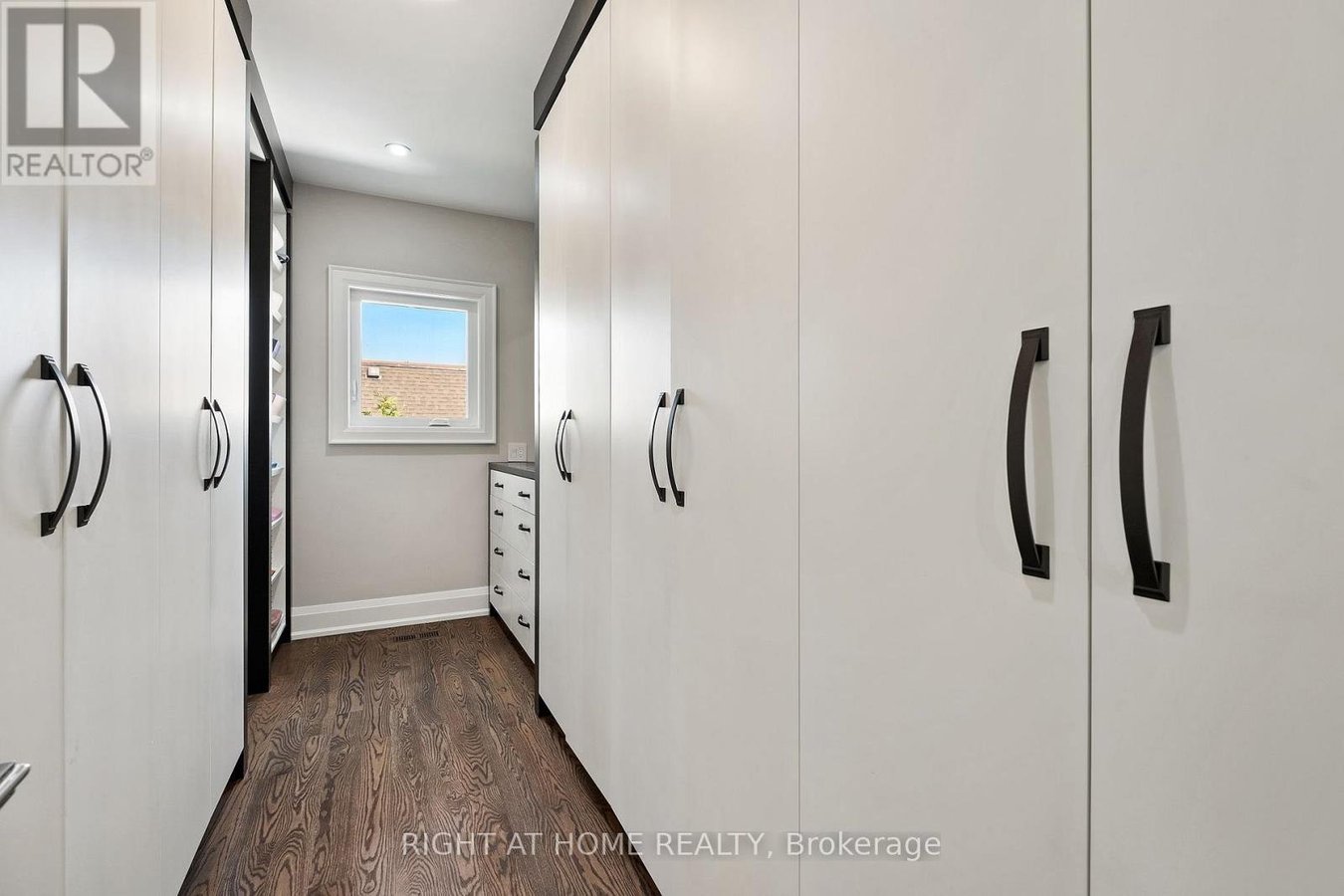 316 CHURCHILL AVENUE - Photo 22