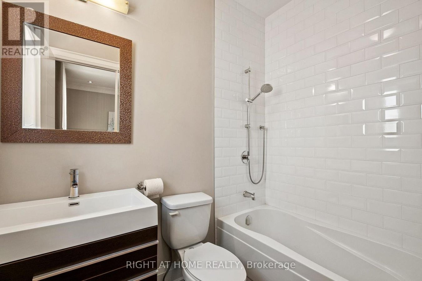 316 CHURCHILL AVENUE - Photo 24