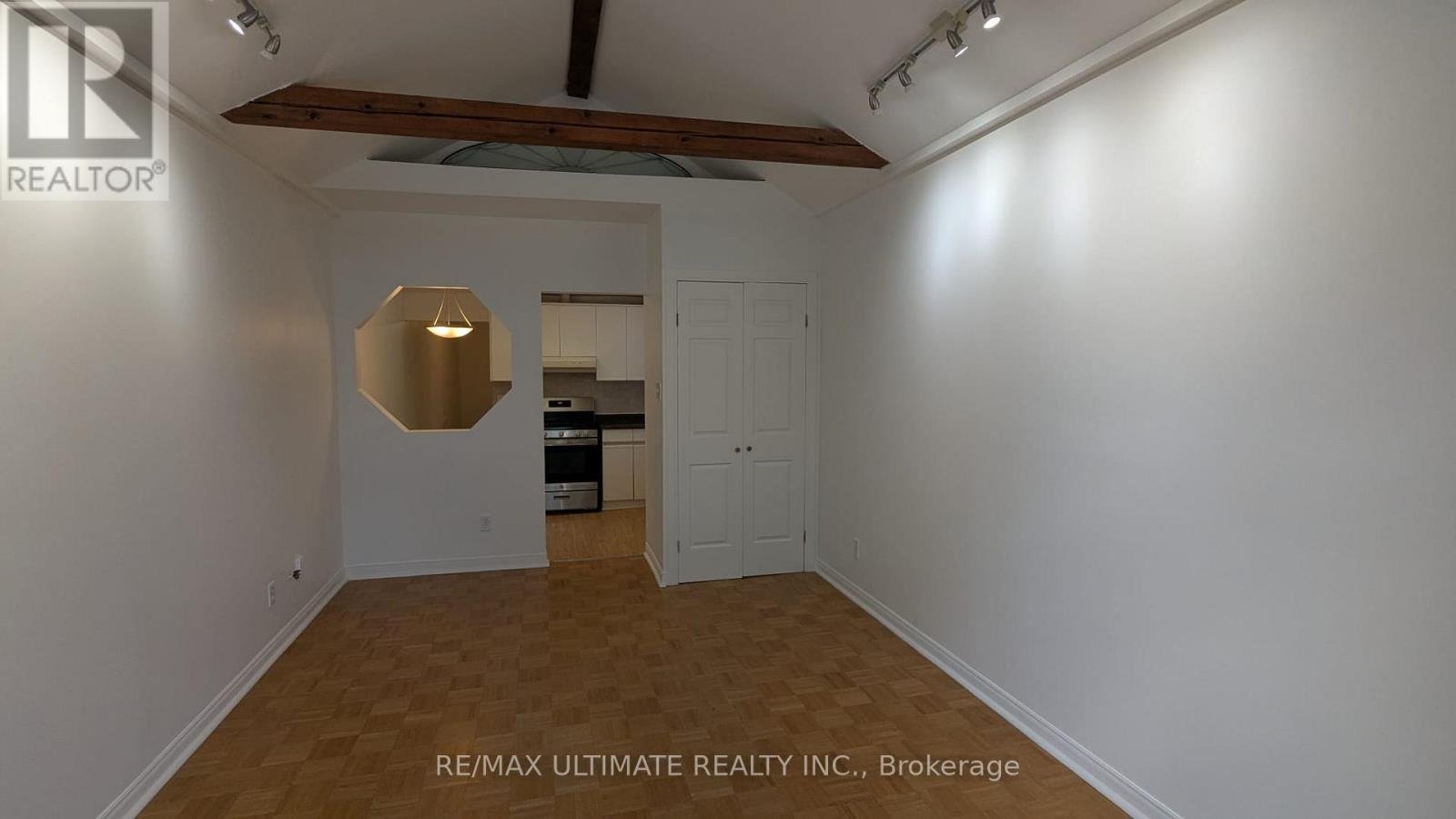 SECOND FLOOR - 91 EDWIN AVENUE - Photo 4