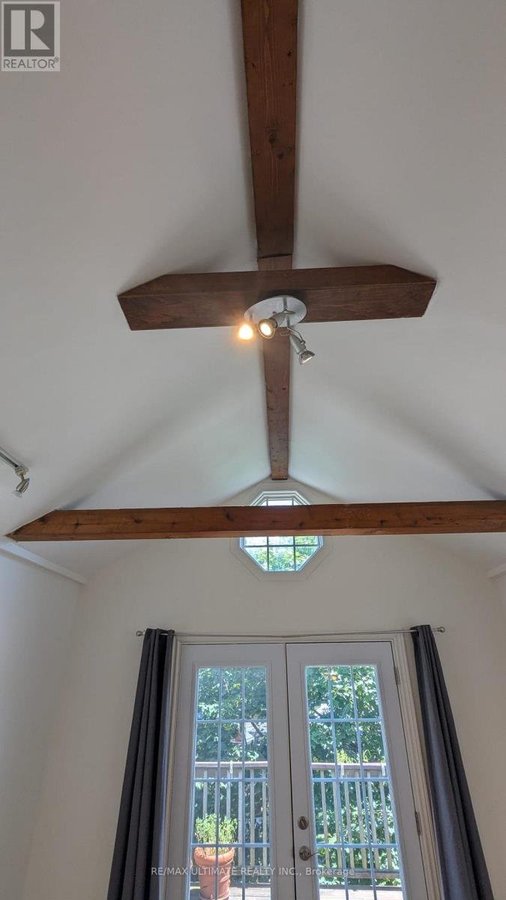 SECOND FLOOR - 91 EDWIN AVENUE - Photo 5