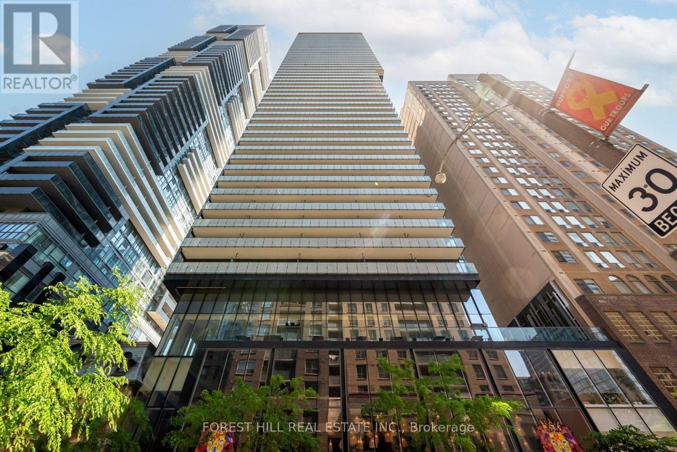 4708 - 15 GRENVILLE STREET - Photo 2