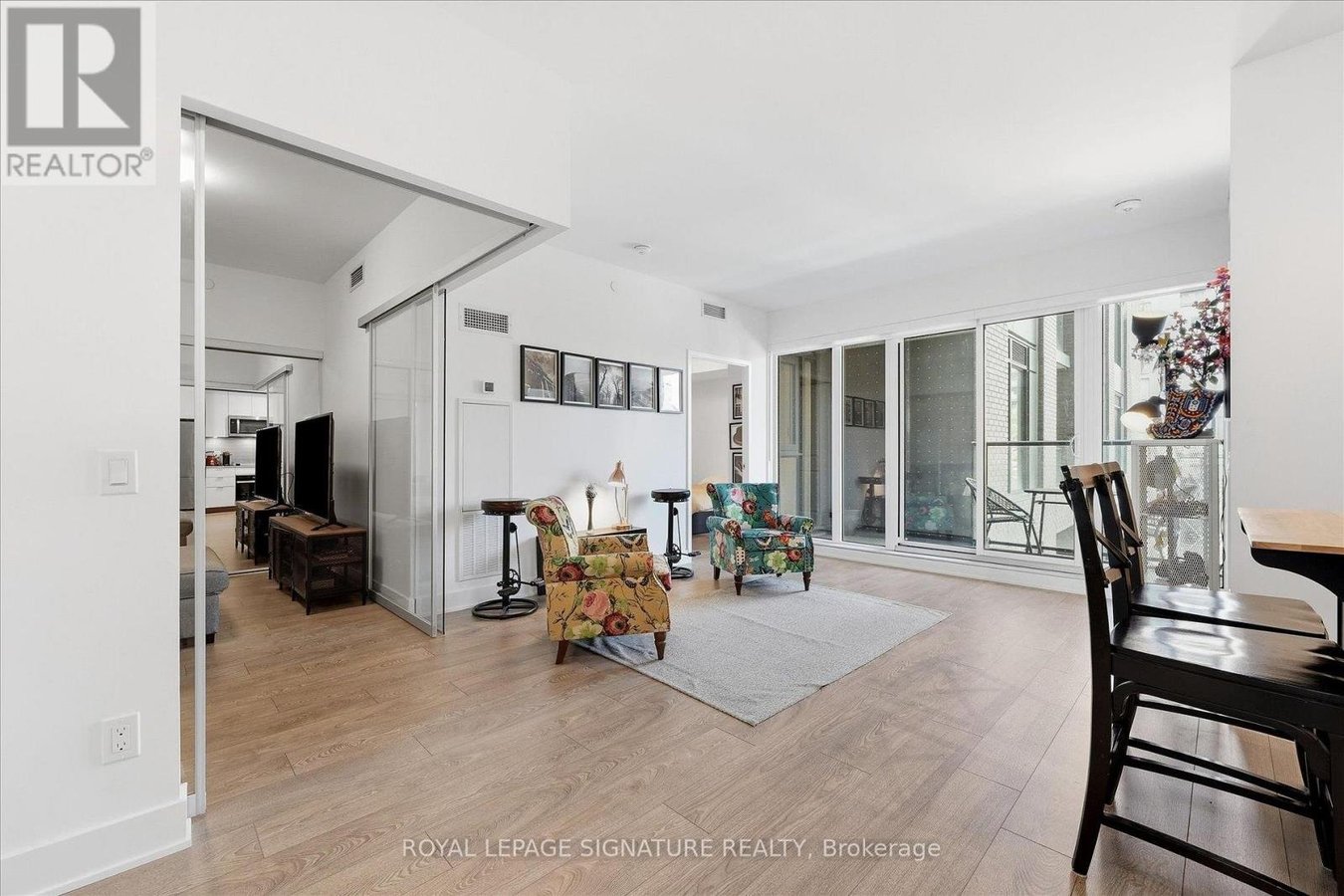 415 - 543 RICHMOND STREET W - Photo 3