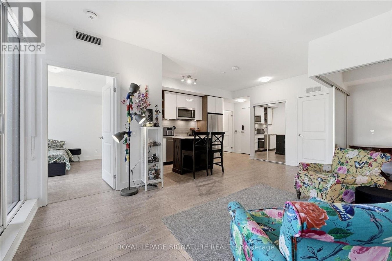 415 - 543 RICHMOND STREET W - Photo 6