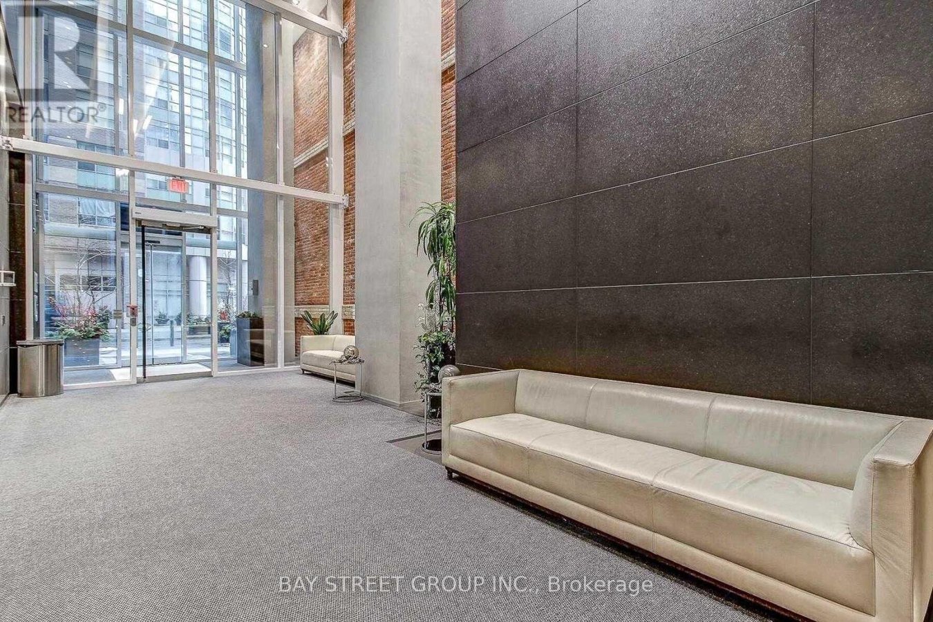 2103 - 15 GRENVILLE STREET - Photo 3