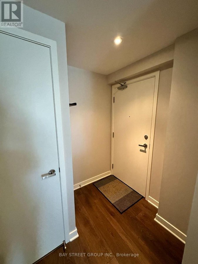 2103 - 15 GRENVILLE STREET - Photo 4
