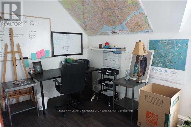 UPPER - 591 JANE STREET - Photo 5