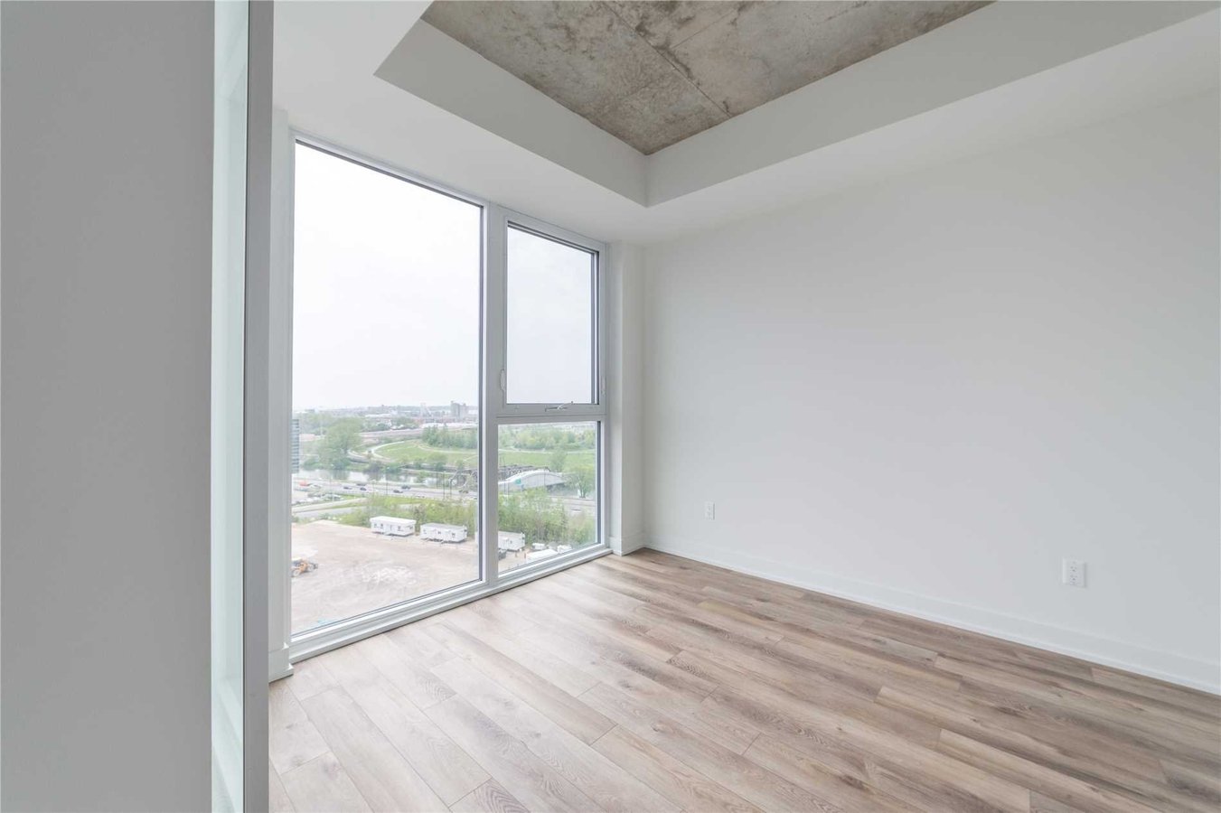 25 Baseball Place - Photo 5