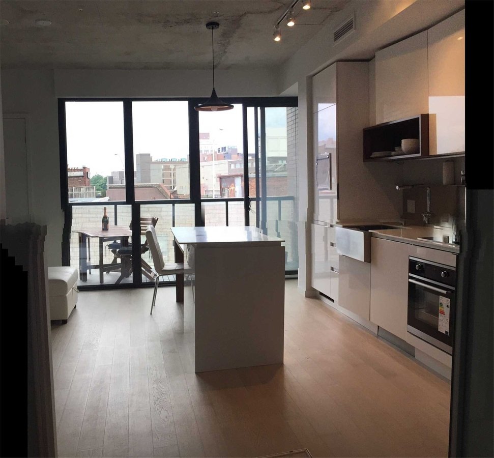 383 Sorauren Avenue - Photo 7