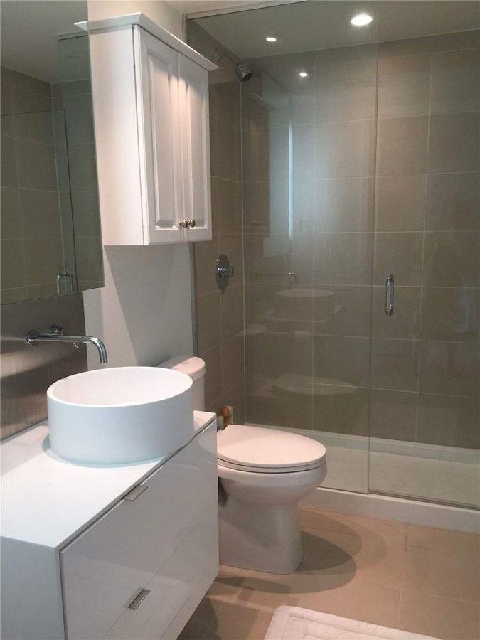 383 Sorauren Avenue - Photo 9